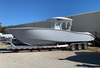 2023 Cape Horn 32T Whisper Gray Boat
